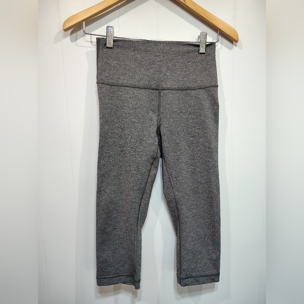 Lululemon High Rise Cropped Leggings Gray Size 6